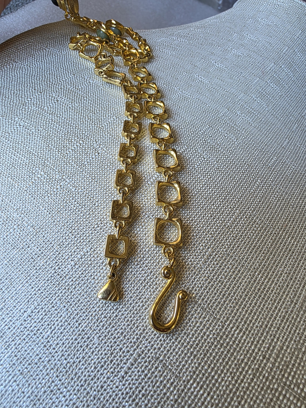 Liz Clairborne Vintage boutique-style fashion Y-drop collar statement necklace - Picture 11 of 13
